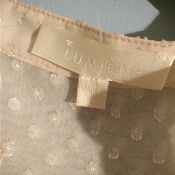 Cream sheer top with polka dots - Picture 4 of 8